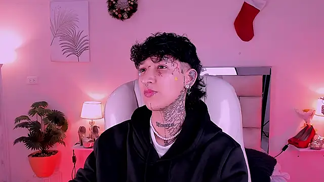 Luci Rose online show from January 10, 2:46 am