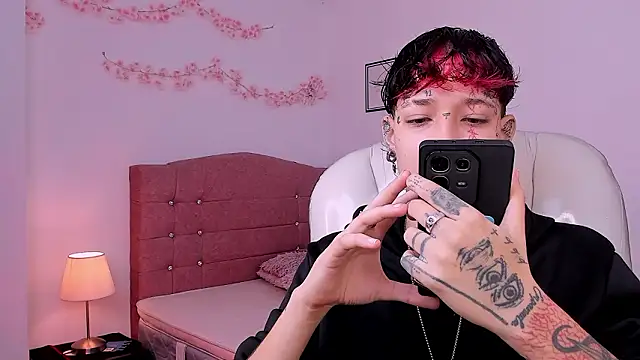 Luci Rose online show from March 12, 4:57 pm