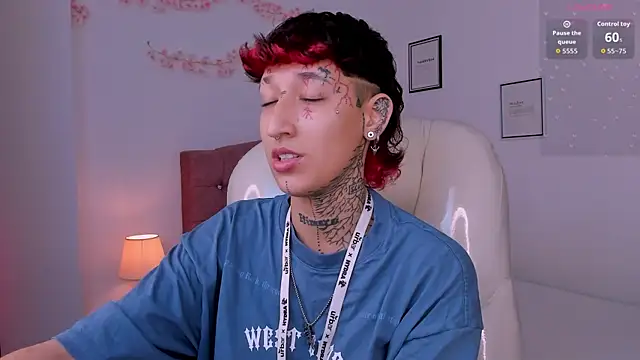 Luci Rose online show from April 7, 8:42 pm