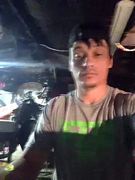 twistafatpipe online show from October 9, 7:56 pm