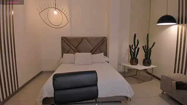 NovaSpencer online show from November 21, 8:29 pm