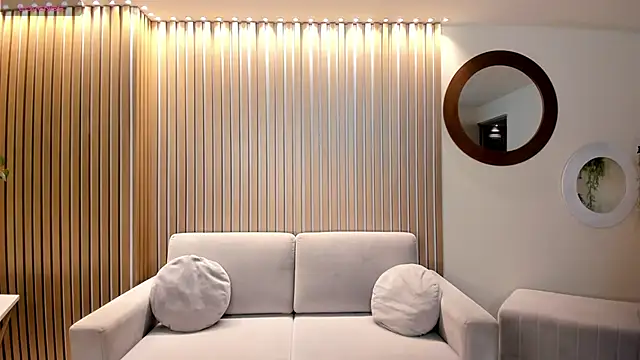 NataliaGaret online show from April 12, 10:59 pm