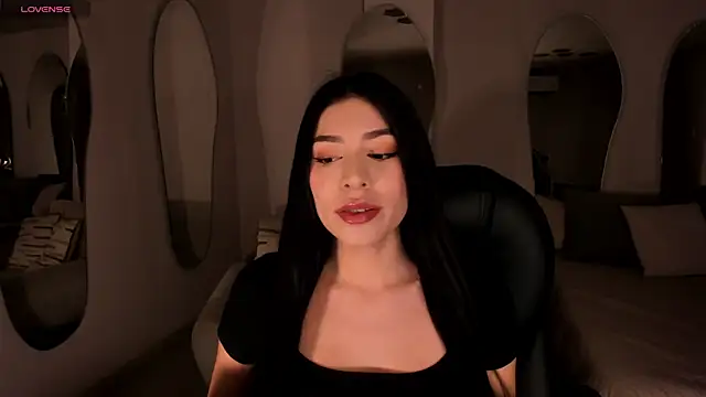 Snapshot of MaddisonTaylor1 chatting on June 18, 7:51 pm MaddisonTaylor1 online show from June 18, 7:51 pm