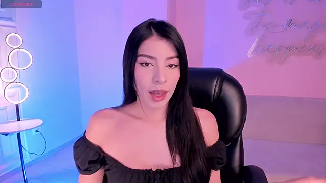 Snapshot of MaddisonTaylor1 chatting on June 25, 7:51 pm MaddisonTaylor1 online show from June 25, 7:51 pm