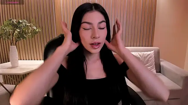 Snapshot of MaddisonTaylor1 chatting on July 21, 6:10 pm MaddisonTaylor1 online show from July 21, 6:10 pm