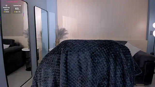 MilaColeman online show from November 26, 2:01 am