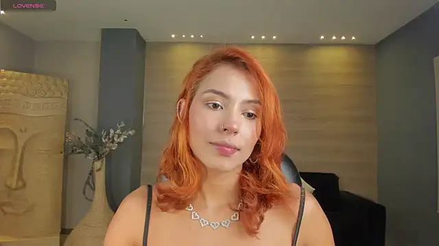 AmberColors  online show from October 6, 7:33 pm