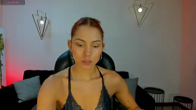 AmberColors  online show from February 5, 7:07 pm