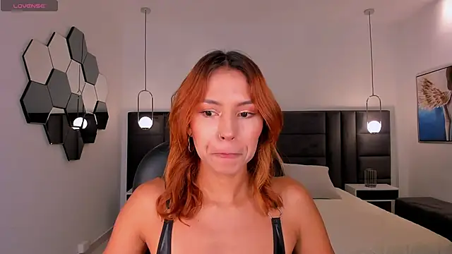 AmberColors  online show from April 23, 7:27 pm