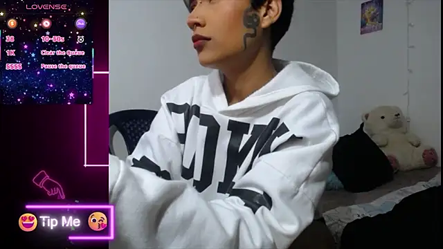 Papi Mami Live online show from December 17, 10:05 pm