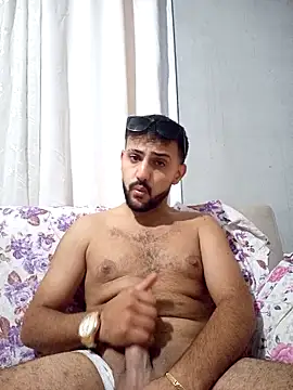 Snapshot of Muratcan33 chatting on October 13, 7:25 pm Muratcan33 online show from October 13, 7:25 pm