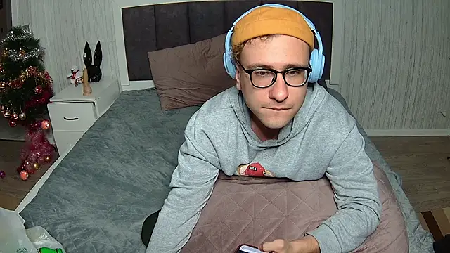 DennisGartmanB online show from January 5, 5:27 pm