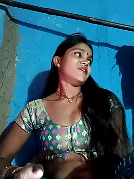 Snapshot of Harini_Gautam chatting on January 13, 6:35 pm Harini Gautam online show from January 13, 6:35 pm