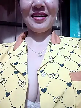 Snapshot of Nana-bar chatting on September 12, 8:03 am Nana-bar online show from September 12, 8:03 am