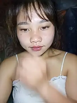 Snapshot of EllyBaby20 chatting on September 13, 12:32 am EllyBaby20 online show from September 13, 12:32 am