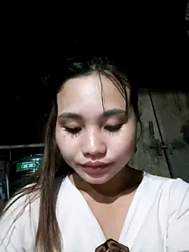 Snapshot of EllyBaby20 chatting on September 16, 1:23 pm EllyBaby20 online show from September 16, 1:23 pm