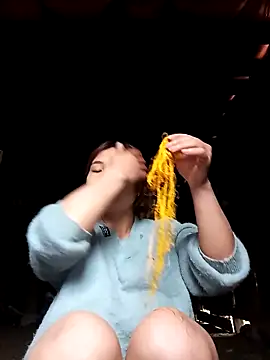 EllyBaby20 online show from April 1, 2:01 am