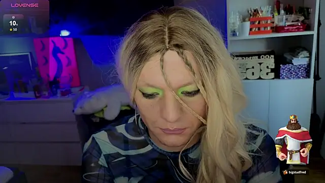 Kkkylie online show from February 25, 7:07 am