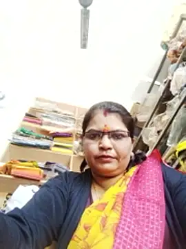 Snapshot of Bhavna_hot chatting on February 16, 7:15 am Bhavna hot online show from February 16, 7:15 am