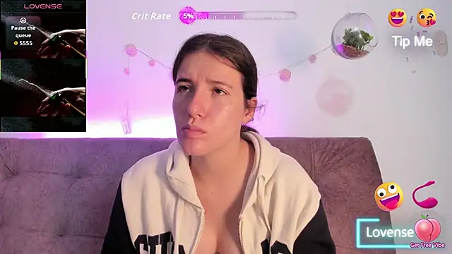 Snapshot of katalella_brown1 chatting on October 14, 11:55 am katalella brown1 online show from October 14, 11:55 am