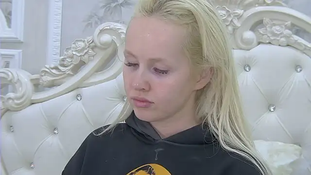 EllieFrosty  online show from November 13, 3:55 pm