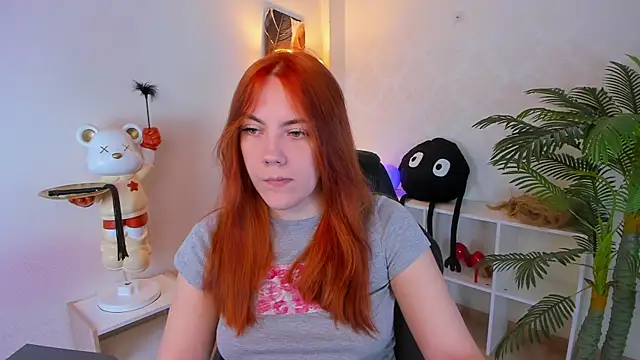 Snapshot of Gingerr_pie chatting on October 21, 6:30 pm Gingerr pie online show from October 21, 6:30 pm