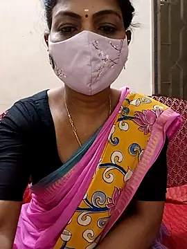 Snapshot of Rithya27 chatting on December 4, 2:04 pm Rithya27 online show from December 4, 2:04 pm