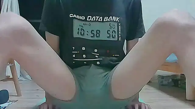 Snapshot of saitama0038 chatting on October 7, 3:53 pm saitama0038 online show from October 7, 3:53 pm