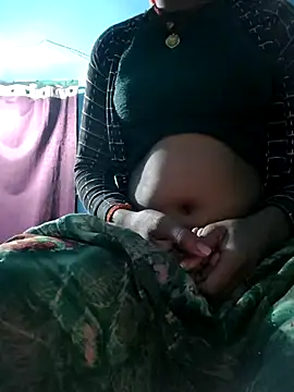 Hemal Gobin online show from December 18, 11:00 pm