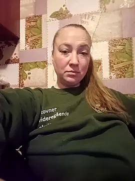 Kiss Eva online show from April 11, 4:55 pm