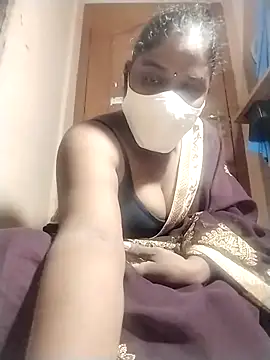 Snapshot of Megha_21 chatting on October 12, 6:18 pm Megha 21 online show from October 12, 6:18 pm