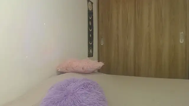 Snapshot of Lunx_Bbita chatting on December 21, 5:47 am Lunx Bbita online show from December 21, 5:47 am