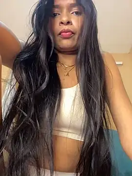 Snapshot of Luna025 chatting on October 4, 5:27 am Luna025 online show from October 4, 5:27 am