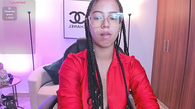 raven stonee online show from February 7, 3:10 am