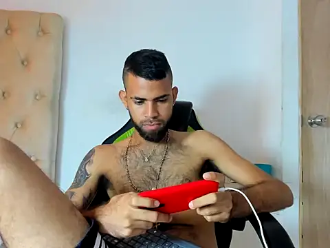 adri sexboy229 online show from September 11, 1:44 pm