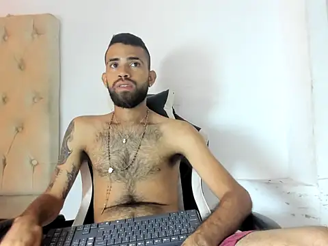 adri sexboy229 online show from September 27, 1:54 am