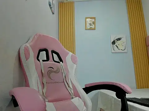 adri sexboy229 online show from October 25, 7:05 am