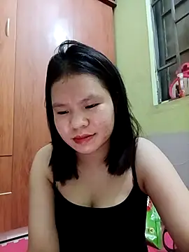 emyeuhss online show from September 17, 2:08 pm