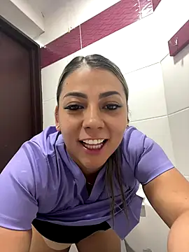 Snapshot of CandelaMartineez chatting on October 8, 4:04 pm CandelaMartineez online show from October 8, 4:04 pm