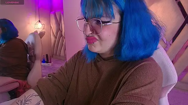 Snapshot of Lilith_curvy chatting on September 24, 7:28 pm Lilith curvy online show from September 24, 7:28 pm