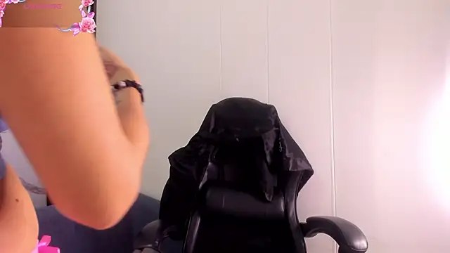 ShaunaDream online show from January 17, 5:23 am