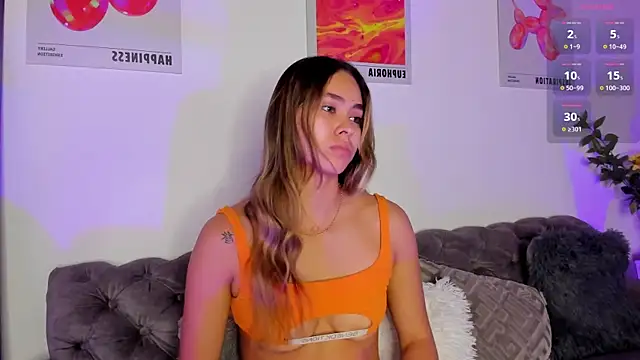 sara madrid online show from April 22, 12:18 pm