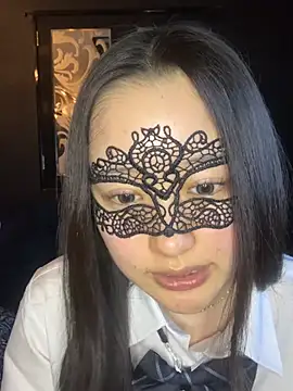 NENEandOJI online show from March 3, 12:33 pm