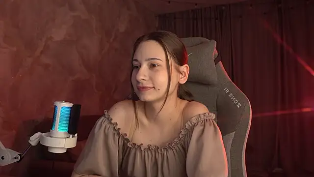 LumeNova online show from March 30, 2:12 am