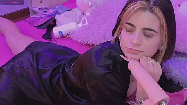 bella thixx online show from April 22, 2:58 am