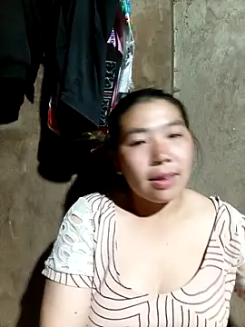 quynhkoolbae online show from September 21, 1:24 pm