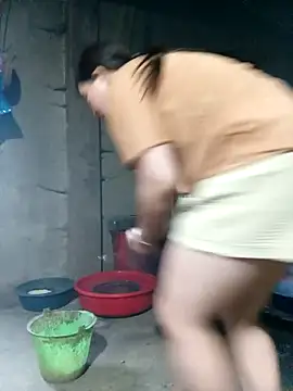 quynhkoolbae online show from November 15, 11:32 pm