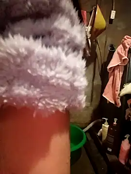 quynhkoolbae online show from February 25, 1:59 am