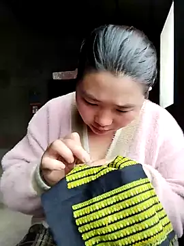 quynhkoolbae online show from March 23, 2:15 am