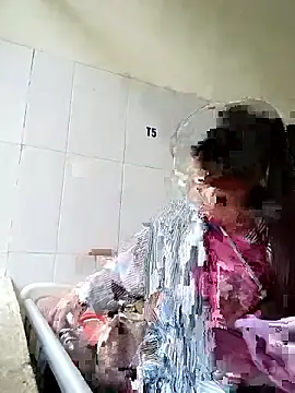 quynhkoolbae online show from March 26, 11:16 am